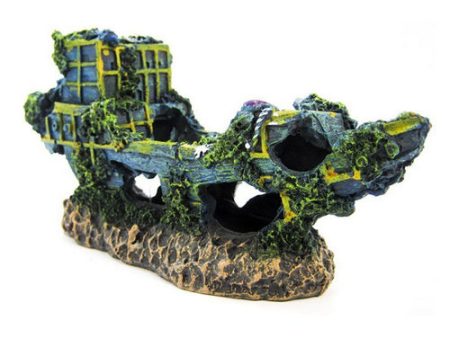 Sunken Ship Aquarium Decor Small - 7 L x 2.5 W x 3.5 H by Penn Plax Fashion